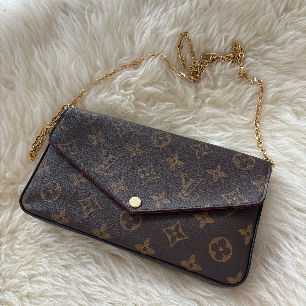 Louis Vuitton Monogram Clutch with Gold Chain